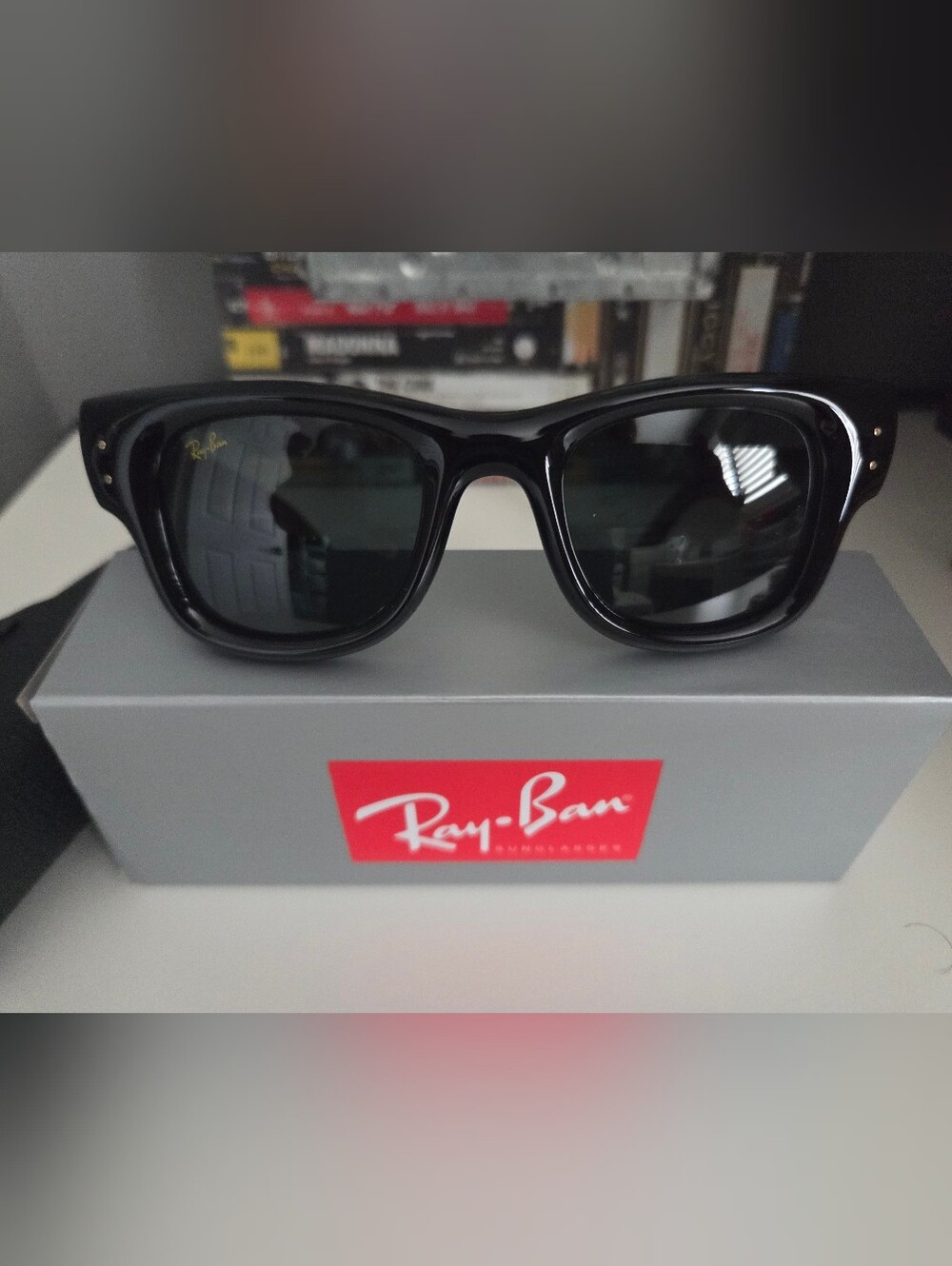 Ray-Ban Black Frame Sunglasses with Dark Green Lenses Asap Rocky Puffer Glasses